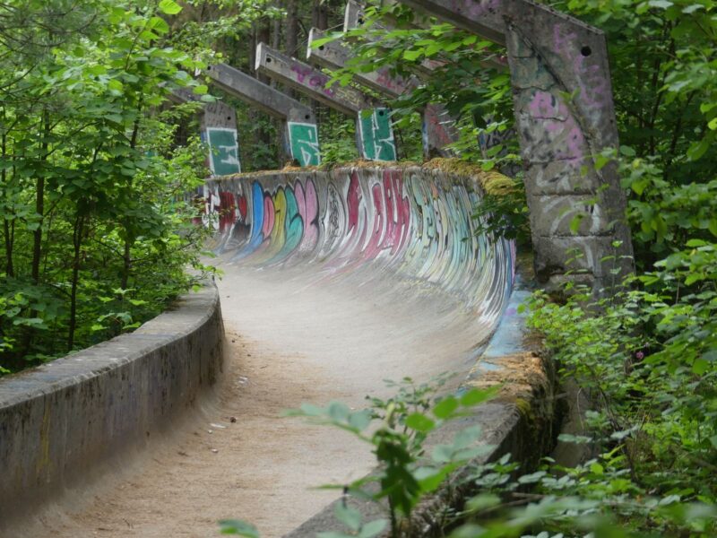 Überreste der olympischen Bobbahn